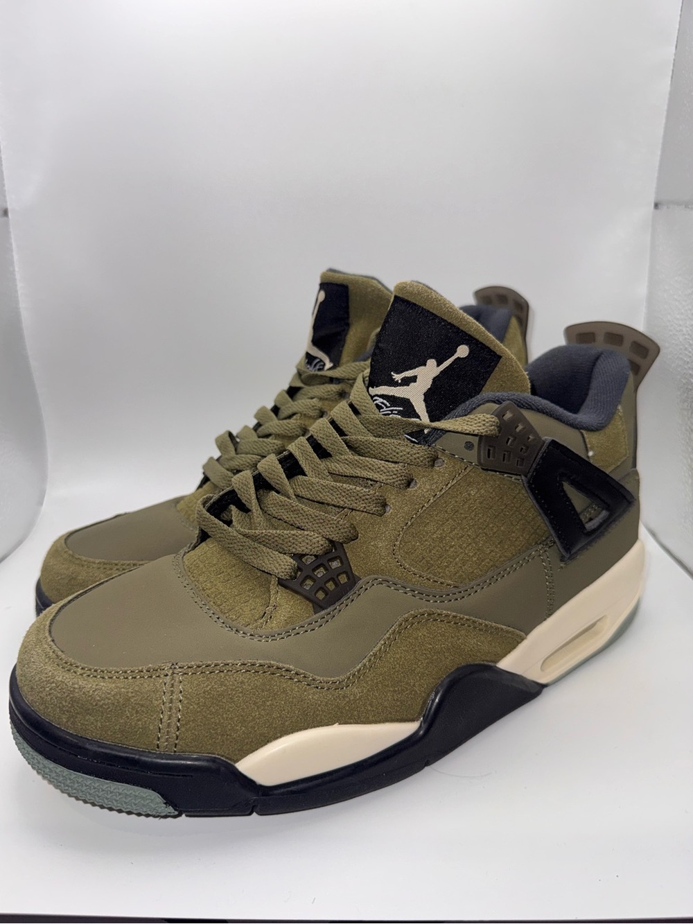 Air Jordan 4 Retro SE Craft Men's Olive Green Sneakers. Size 10